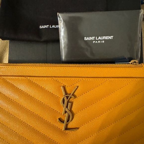 SAINT LAURENT Monogram Grain de Poudre Zip Pouch Card Holder Senape Yellow - Picture 3 of 11
